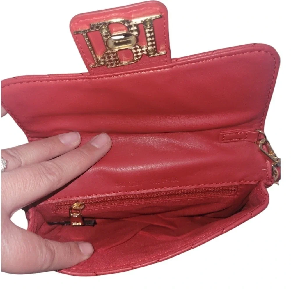 Badgley Mischka Susie Phone Crossbody Red Chevron Quilted Letter Lock‎ NWT